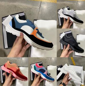 Ny modedesigner lyxiga casual skor kalvskinn mocka kvinnor sneakers ￤kta l￤der sneaker party sammet blandad fiber sko toppkvalitet