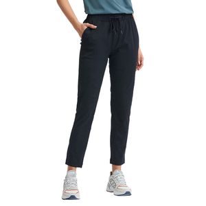 Kadın Egzersiz Tozluklar 4 yönlü streç kumaş süper kaliteli yoga pantolonları yan ceplerle açık hava spor taytları