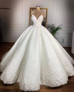 Splendido abito da sposa senza maniche con scollo a V con scollo a V in pizzo Appliques di fiori con perline in linea Vestido De Noiva