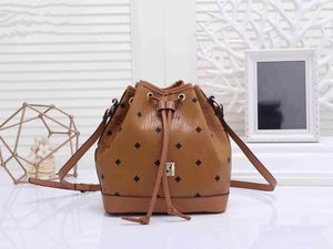 Designer kubek mc dessau torba na zakup skórzane makijaż kosmetyczny panie z paskiem na ramię luksusowe mężczyzn koperta moniki hangbag crossbody torebka crossbody