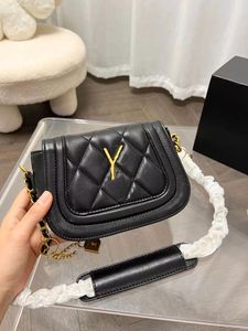 Luxurys designer Fashion Flap shoulder bag womens quilted Gold Chain leather crossbody handbags purses black tote purse handbag