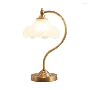 Bordslampor American Simple Country Copper Light vardagsrum Studie sovrummet Glasblommelampa E27