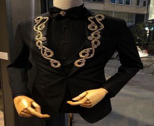 2021 Zwarte heren Pakken Italiaanse ontwerper Man Bruidegom Tuxedos Kostuum podiumpak Trouwpakken voor MEN3877225