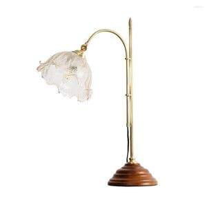 Table Lamps Nordic Retro Simple Carved Glass Copper Ins Handmade Vintage Maiden LED E27 Lamp Bedroom Study Bar Decoration Beside