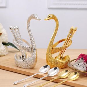 Servis uppsättningar 2022Europeisk stil Hushåll Small Fork Spoon Set Creative Fruit Coffee Metal Fashion Dessert Cake Cool tesked