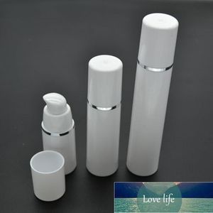 15ml 30ml 50ml saf beyaz silindirik gümüş kenar kozmetik paketleme kapları plastik emülsiyon havasız pompa şişesi