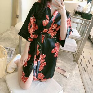 Women's Sleep abbigliamento 2022 Fashion Satin Aokrobe Sexy Pegnoir Femme Ice Silk Kimono Doldom Gown Night Grow For Women
