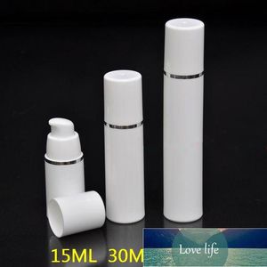 15ml 30ml 50ml saf beyaz silindirik gümüş kenar kozmetik paketleme kapları plastik emülsiyon havasız pompa şişesi fabrikası