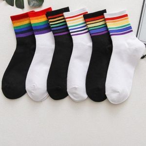 Erkek Çorap 6 PCS Erkek Kadın Moda Sporları Pamuk Gökkuşağı Stripes Çoraplar W830