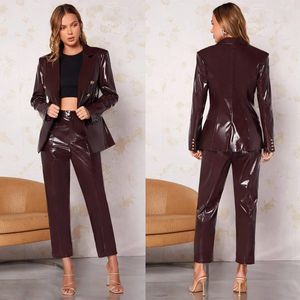 Desinger Leather Women Women Suits v Neck Evening Party Ladies Tuxedos لحفل الزفاف لقطتين سترة وسروال