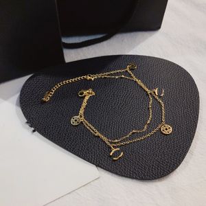 23ss 11style 여성 럭셔리 Desinger Anklets 여름 18K 골드 도금 스테인레스 스틸 펜던트 체인 다리 보석 패션 액세서리 선물