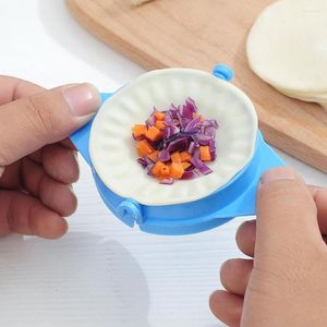 Narzędzia do pieczenia 4PC/Set DIY Dumpling Maker Form Form