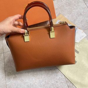 Brand 2023 Women's Messenger Bags Totes fashion grils handbag New gril one shoulder diagonal bag portable tote bag