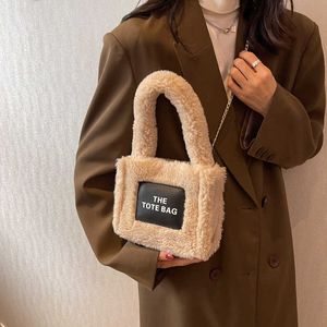 Hot Shoulder Bags Plush Tote Bag for Women Designer Bag Winter New Designers Handbag Versatile Chain Crossbody Bags Small Fashion Cross Body Handbags Wallet