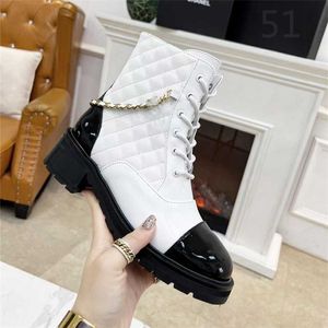 Top Design Women Boots Channel Fashion Retro Decoration Martin Knight Winter Warm Snow Anti Slip Sole grossa Botas casuais de salto alto 06-014