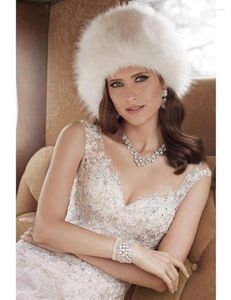 Copricapo Cappelli da sposa eleganti per spose Accessori da donna invernali in pelliccia sintetica bianca da donna