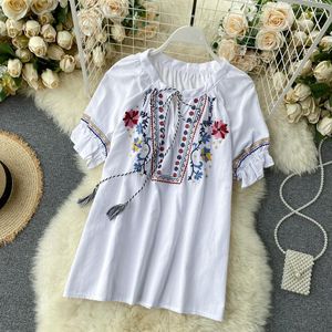 Damblusar Vintage Sommar Kvinnor 2022 Mode Lanternärm Rundhalsad Broderi Blommig Boho Hippie Bonde Mexikansk blus Toppar Femme