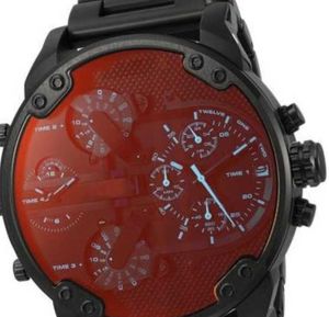 Mens izle Büyük Reloj Saatler Uhren Man Bilekleri DZ7399 DZ7333 D7395 D7396 D7312 D7315 Askeri AAA Kalite Alt Arama Tüm Çalışma Tasarımcı Kol saati Orologio