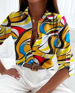 Kvinnors blusar skjortor Kvinnor Designerkläder Fashionabla T-skjortor för kvinna som trycker på lapel hals långärmad avslappnad s-xxl 2403187
