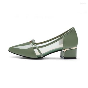 Klänningskor Green Patent Leather Retro Point Toe Office Fashion Light Non-Slip Low-Heel Women's Single Mesh Pumps Ladies Summer 2022
