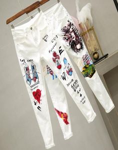 Kadınlar beyaz denim kot karikatür şort grafiti çiçekler baskı gerilmiş halen kalem pantolon sonbahar skinny jean tasarımcı kot legg6195350