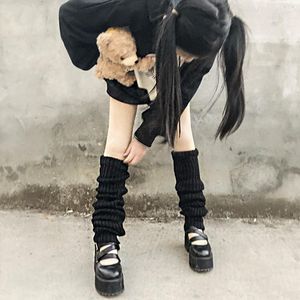 Kvinnors strumpor kawaii ben varmare japansk s￶t tjej vinter stickad solid svart l￥ng gotisk kvinnors fot cosplay strumpa 2022