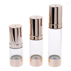 収納ボトル10pcs 15ml 30ml 50ml空の化粧品エアレス補充ボトルゴールドポータブルプラスチックトリートメントポンプ旅行ディスペンス