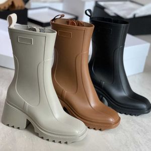 Designer Women Rain Boot Betty Beeled Zip Mid-calf Motorcycle Boots PVC Rubber Square Toe Thick Heel Platform Shoes Waterproof welly Rainshoes NO237