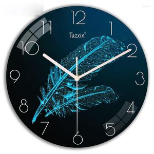 Wall Clocks Simple And Stylish Clock Living Room Bedroom Nordic Creative Home Fashion Glass Free Punch Light Luxury Mute