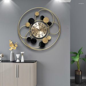 壁の時計シンプルさの時計の金属丸いリビングルームの装飾クリエイティブクリエイティブハング大きな懐中時計家の家具