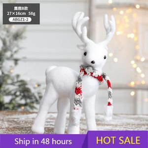Juldekorationer 2022 dekoration Snowman Sleigh Old Man Elk Squirrel Polar Bear Tree Desktop Ornaments