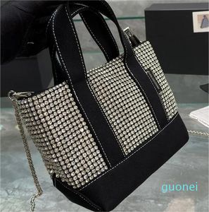 Designer- Mulheres diamantes completos Bolsa de ombro hobo marca de luxo Rhinestone Reflection Bolsas de bolsas de axilas Lady Lady Ligins Glitter Chain Mini Crossbody