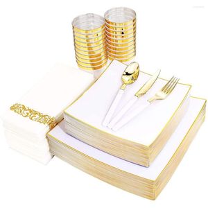 Jednorazowe sztućce 50 sztuk zastawy stołowej biały kwadrat ze złotą plastikową płytą srebrne zapasy weselne