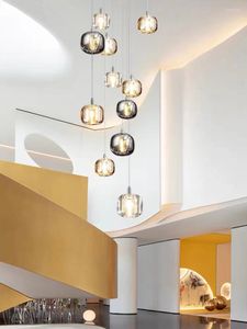 Pendelleuchten Moderne kreative K9-Kristall-Langlinienleuchte Bernstein / Rauchgrau / Klarglas-Kronleuchter LED-Doppelwendeltreppe zum Aufhängen