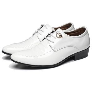 Sapatos de couro masculinos de couro impresso Navy White Platform Dress Shoes Office Party Wedding Round dedo do pé ao ar livre