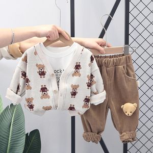 2023 Primavera Autunno Bambini Ragazze 3 pezzi Set di abbigliamento Giacca cardigan Orso cartone animato T-shirt Pantaloni Tuta sportiva per neonato