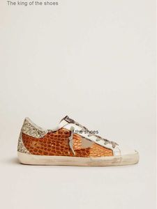 Sole Heel Dirty Shoes Designer Lyxig italiensk vintage handgjorda superstjärniga ljusgrön paljettbrun krokodilläder sneakers
