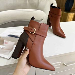 Super Mini Boots Louiseity Fashion Women Dekorativ platt klack Vinter tjock sula L￤der Varm ull H￶gklack SNOW VIUTONITY 07-013