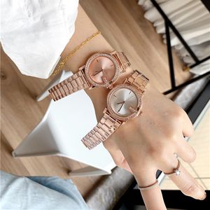 Moda pełna marka zegarki na rękę kobiety panie dziewczyna styl luksusowy metalowy pasek ze stali zegar kwarcowy G146