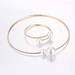Halsband örhängen set mode pärla kristallbutik tvådelar armband legering kort klavlikarmband smycken årsdagen kvinnor gåva bh