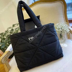 Borsa in nylon borsa firmata Borse tote da donna con tracolla Shopping moda da spiaggia famosa borsa grande con tracolla Messenger Borsa genuina32