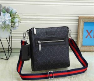 Novos homens estilos de bolsa de ombro crossbody de vários tamanhos Bolsa de bolsas Pochette Múltiplas bolsas de moda Messenger Bag Sale Hot Hot