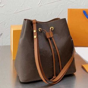 드로우 스트링 버킷 가방 여성 가방 가방 핸드백 지갑 고품질 어깨 크로스 바디 클래식 레이디 핸드백