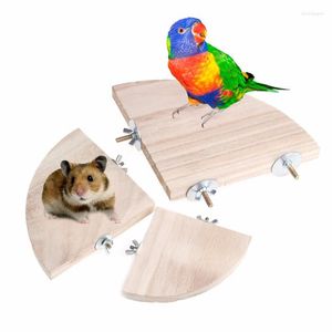 Другие птицы поставляют 1pc Pet Parrot Wood Platform Platform Strag Rack Toy Hamster Branch Prouches для клетки Toys 3 Accessories