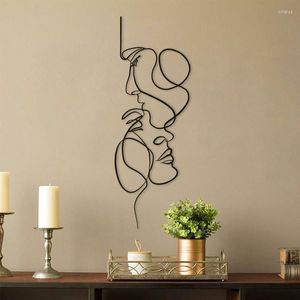 Decorative Figurines Face Line Art Wrought Iron Ornament Wall Pendant Nordic Style Abstract Painting Crafts Metal Sticker Stand Home Decor