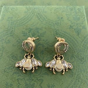 Fashion Women Designer Earrings Ear Stud Vintage Letter Set Horse Eye Diamond Bee Pearl Earrings Flavonoid Double G Earings