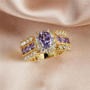 Fedi nuziali Viola Ovale Zircone Gioielli femminili di lusso Vintage Oro giallo per le donne Anello di fidanzamento con fiori geometrici alla moda