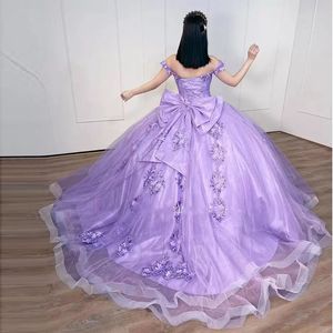 Elegant lila quinceanera klänning söt 15 klänning med stora båge av axlar bollklänning blommor prom klänningar 2023 cinderella korsett formella partyglar xv anos