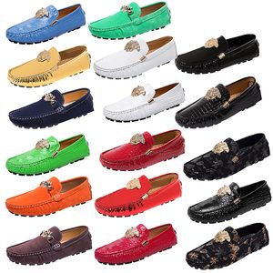 New Lightweight Designer Luxury Mens Moccasin Shoes Men Flats Breathable Casual Loafers Comfortable Loafers Moccasins Driving Shoes