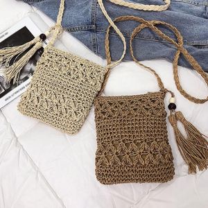 Duffel Bags Women Woven Rattan Bag Straw ombro com borla sólida Crossbody Beach Holiday Casual